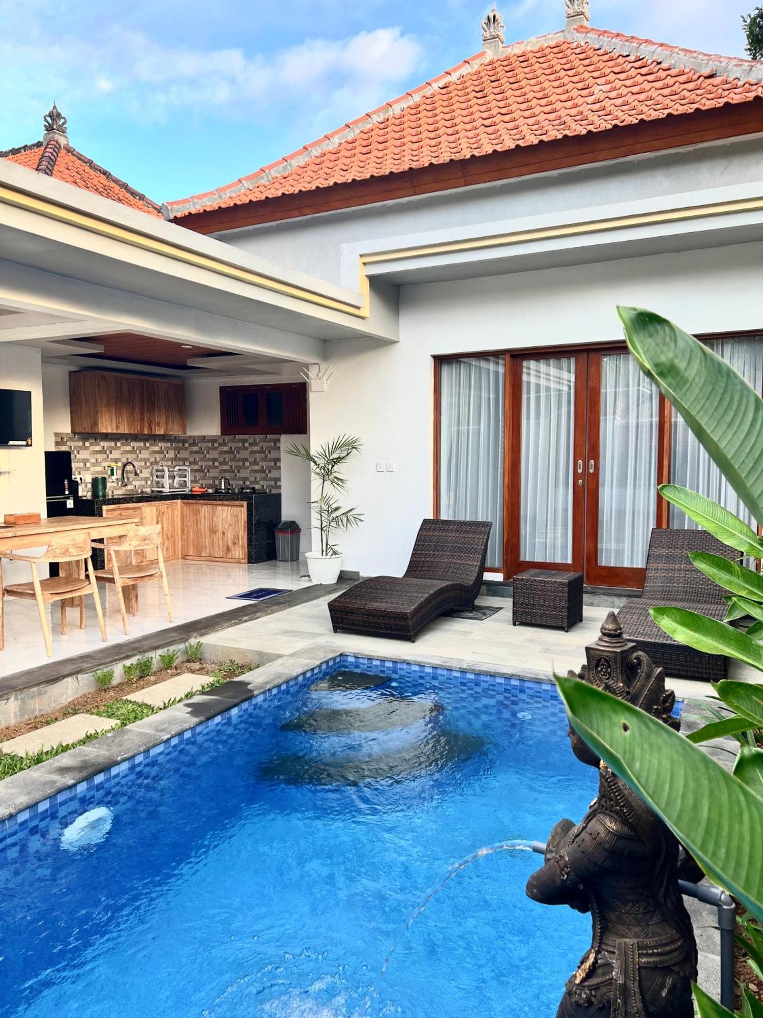 Ubud Arindra Private Pool Villa Exterior photo